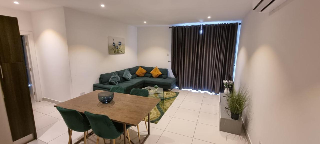 Embassy Gardens Luxury Suites Cpg 阿克拉 外观 照片