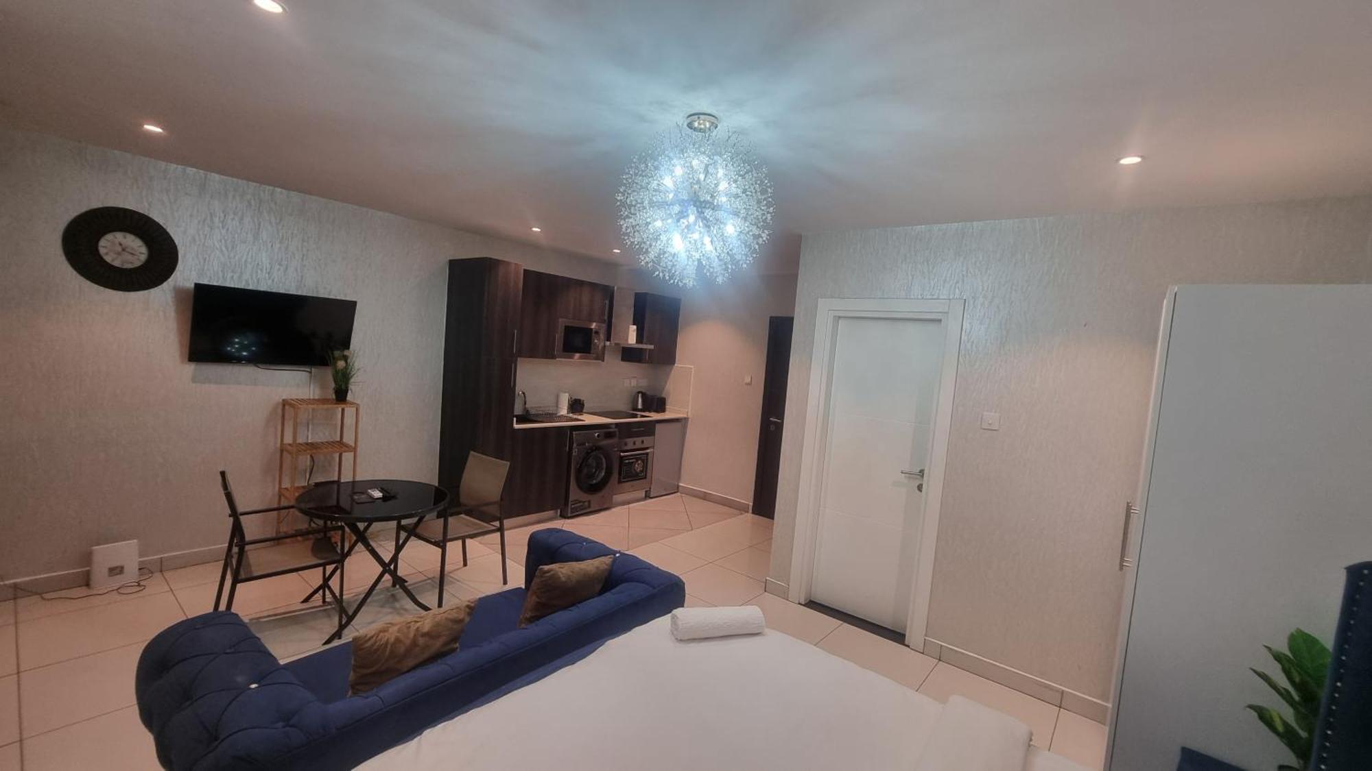 Embassy Gardens Luxury Suites Cpg 阿克拉 外观 照片