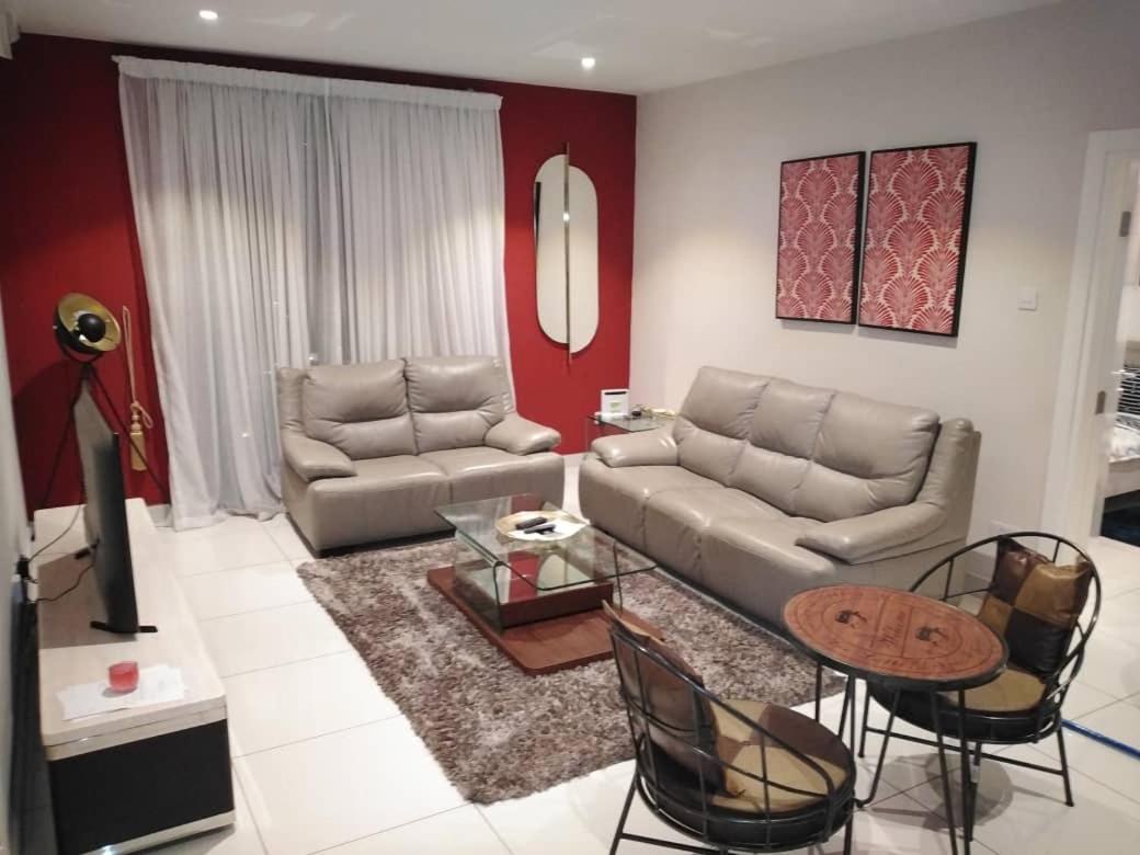 Embassy Gardens Luxury Suites Cpg 阿克拉 外观 照片